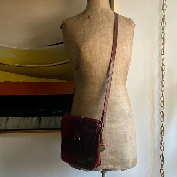 VTG Brahmin Leather Crossbody - Picture 15 of 16